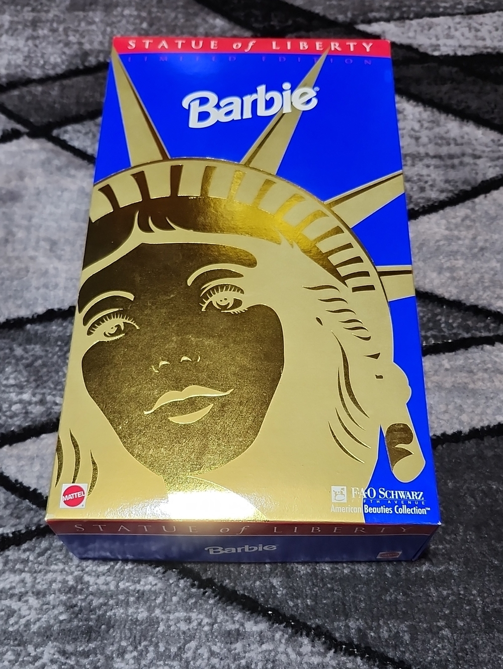 1995 MATTEL STATUE OF LIBERTY BARBIE AMERICAN BEAUTIES COLLECTION FAO SCHWARZ